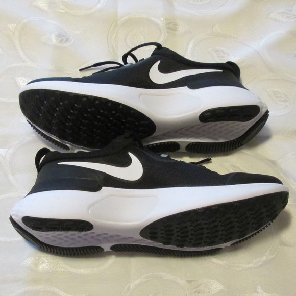 Nike Other - #SOLD# NIKE MEN’S REACT MILER – NWT 9
